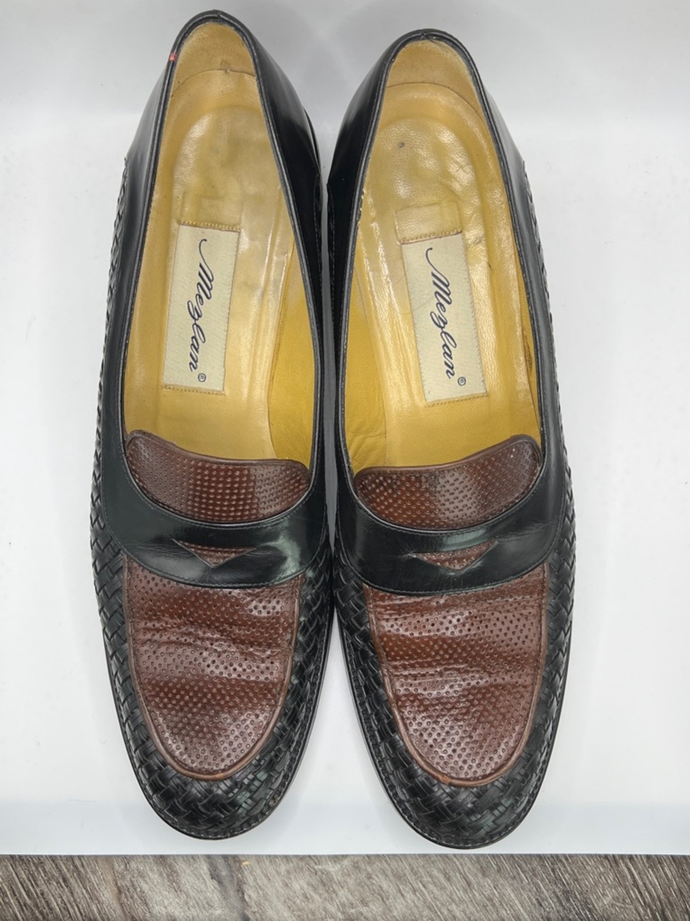 Women’s Mezlan Bergen Woven Leather Loafers Size 10 Narrow